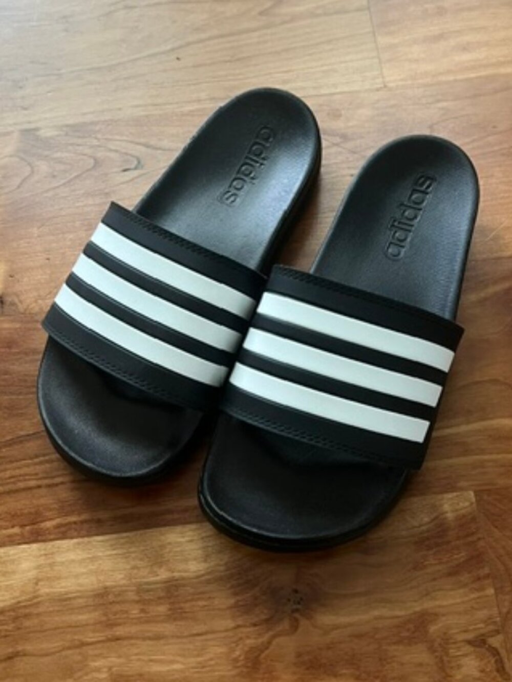 NWOT Boys Adidas Adilette Slides